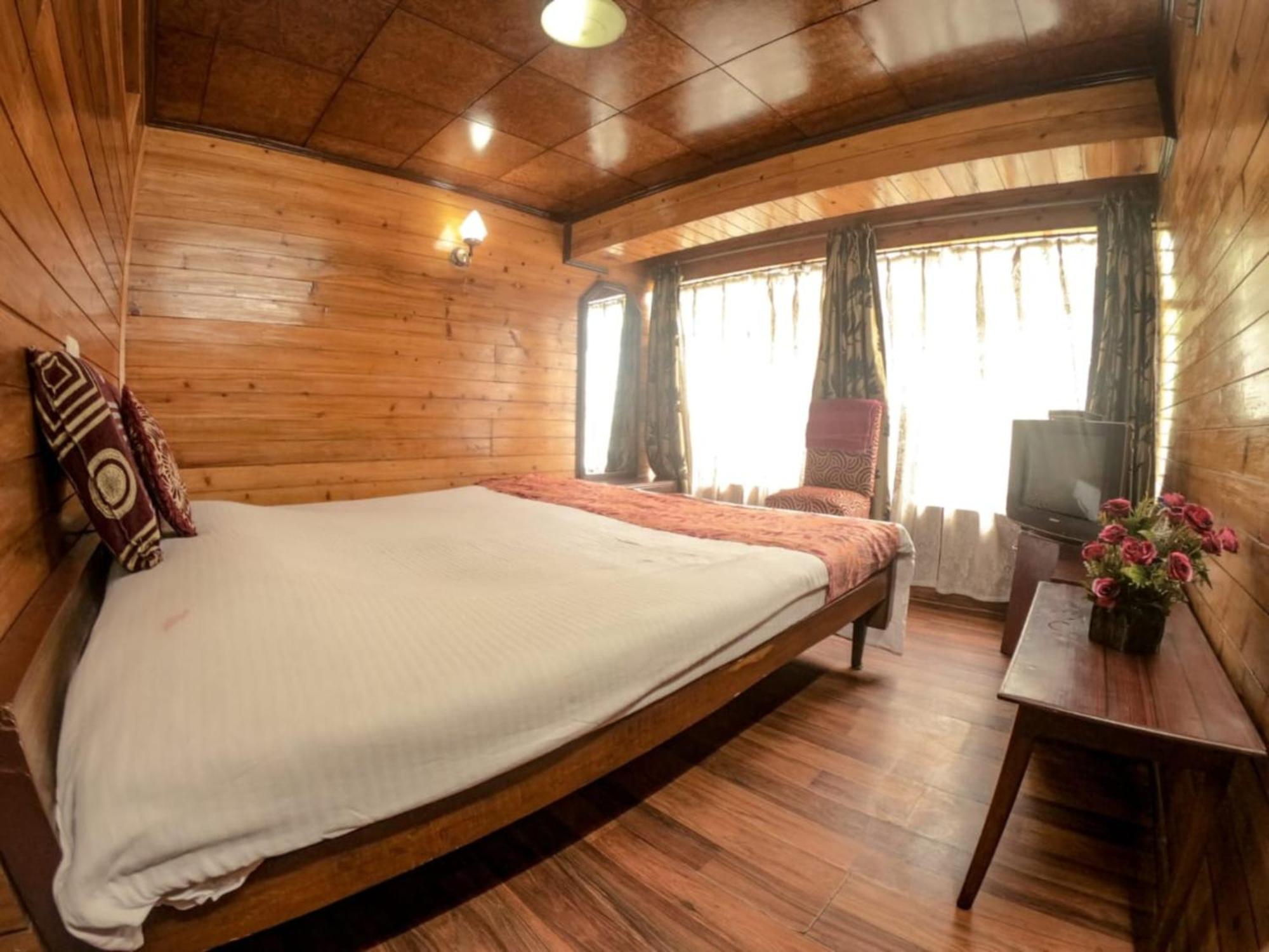 Grg Broadway Mall Road Darjeeling By Royal Collection Hotel Экстерьер фото